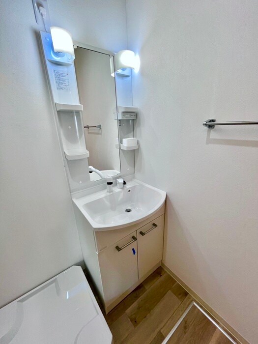 物件内観写真12　(洗面)