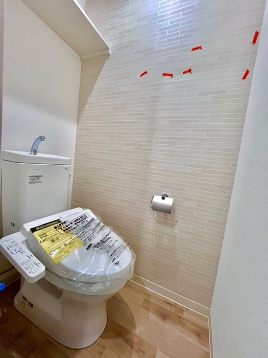 物件内観写真16　(トイレ)