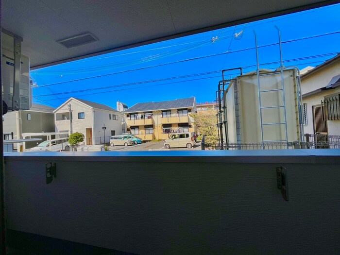 物件内観写真20　(室内からの展望)