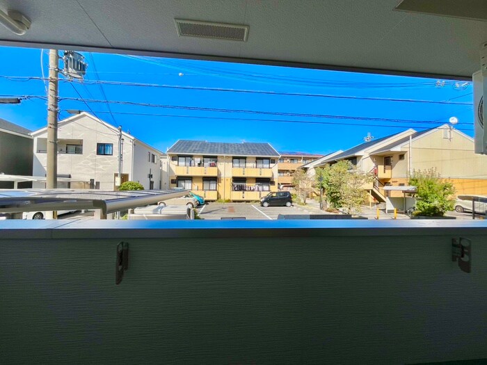 物件内観写真20　(室内からの展望)