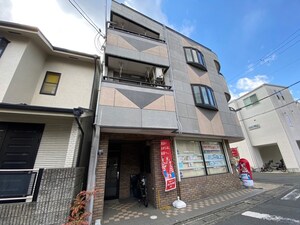 ｂｉｇ　ｉ外観写真