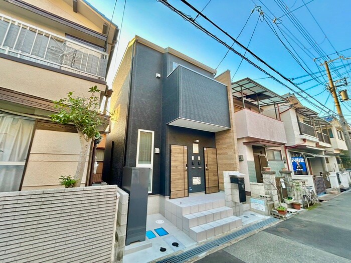 物件外観写真1　(外観写真)