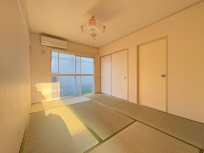 物件内観写真9　(居室)