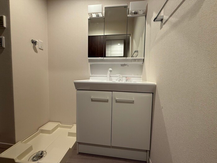 物件内観写真10　(洗面)