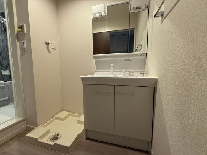 物件内観写真11　(洗面)