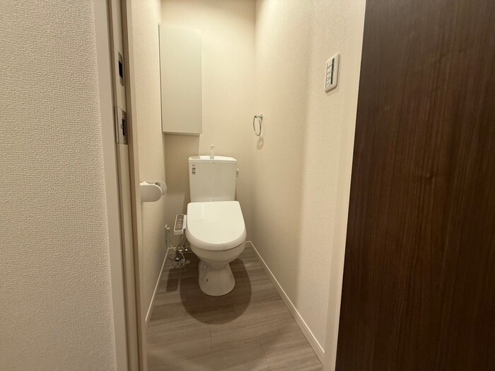 物件内観写真15　(トイレ)