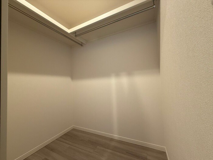 物件内観写真18　(収納)