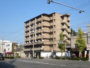 ドルス百万遍外観写真