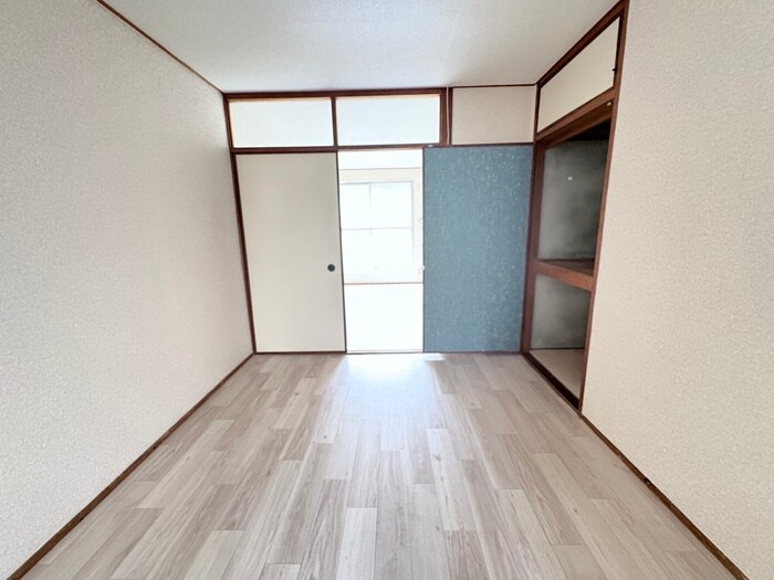 物件内観写真8　(居室)