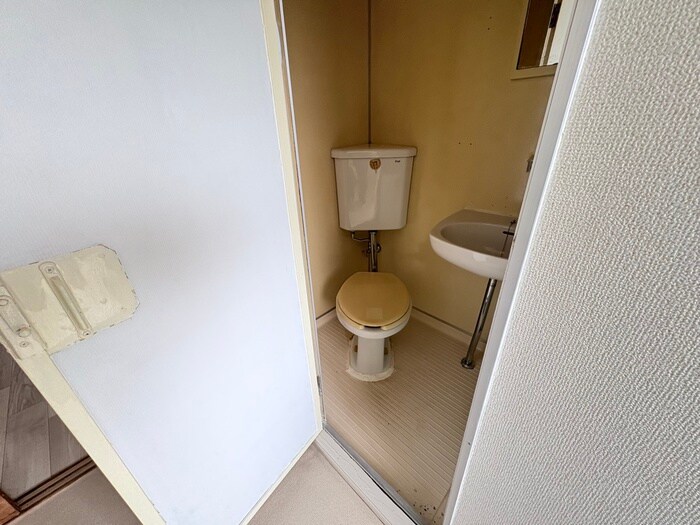 物件内観写真12　(トイレ)