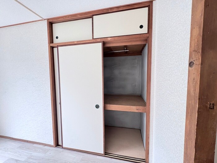 物件内観写真16　(収納)