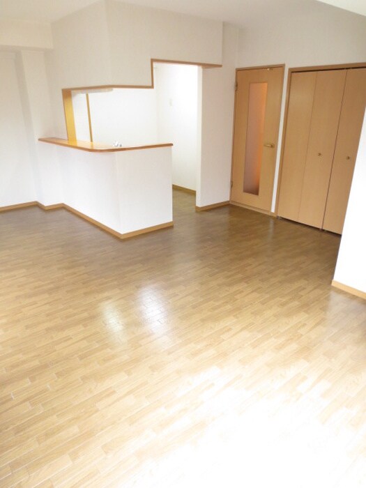 物件内観写真7　(居室)