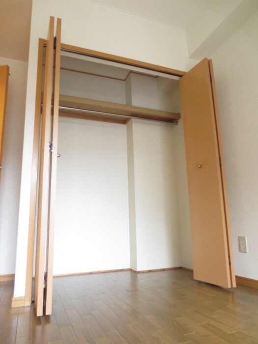 物件内観写真11　(収納)