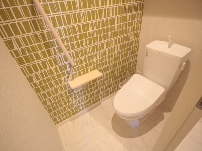 物件内観写真12　(トイレ)