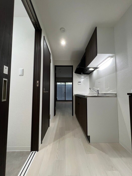 物件内観写真17　(廊下)