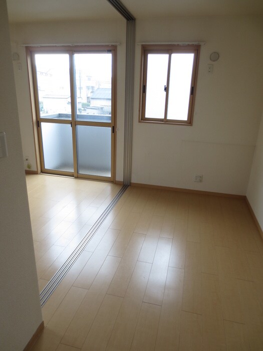 物件内観写真12　(居室)