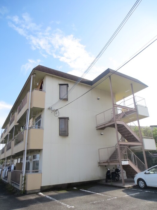 物件外観写真5　(エントランス部分)