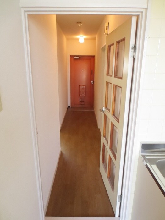 物件内観写真20　(廊下)
