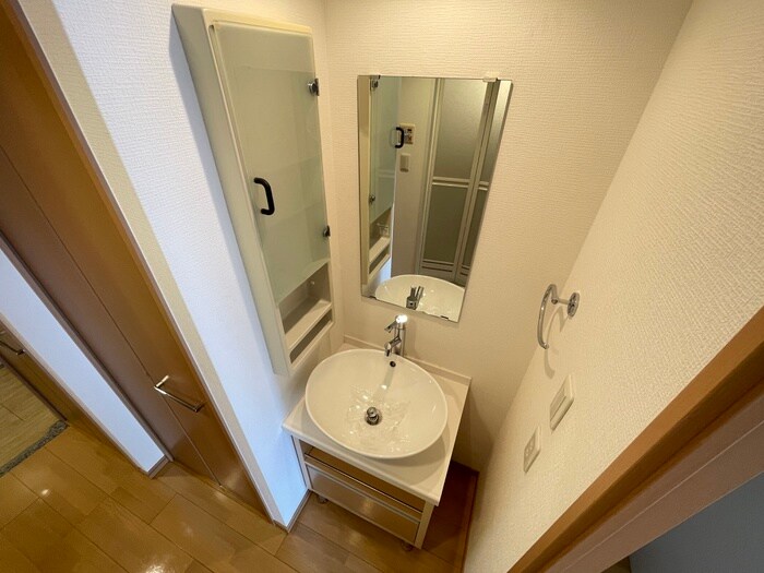 物件内観写真12　(洗面)