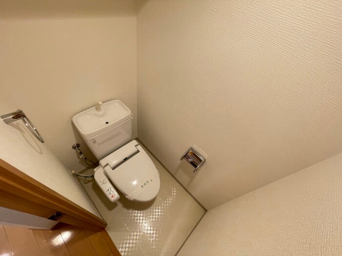 物件内観写真13　(トイレ)