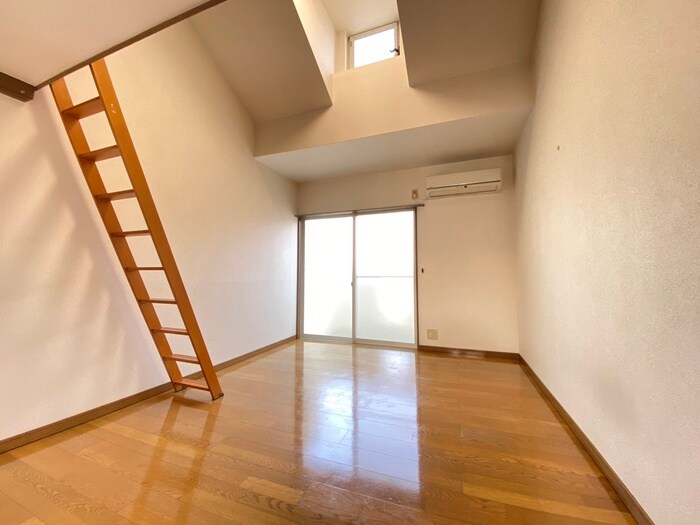 物件内観写真7　(居室)