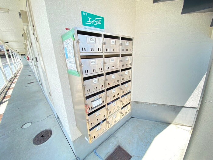 物件外観写真4　(建物設備)