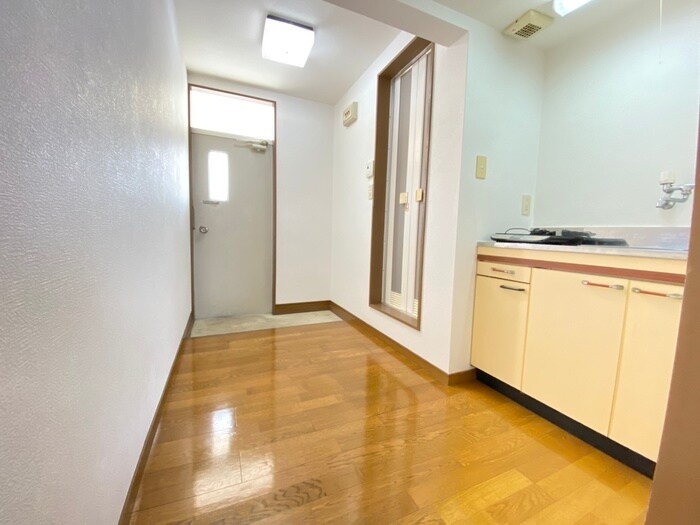 物件内観写真15　(廊下)