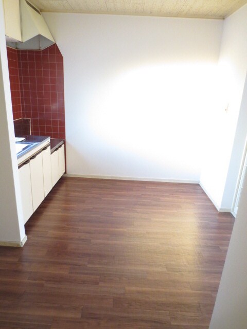 物件内観写真4　(居室)