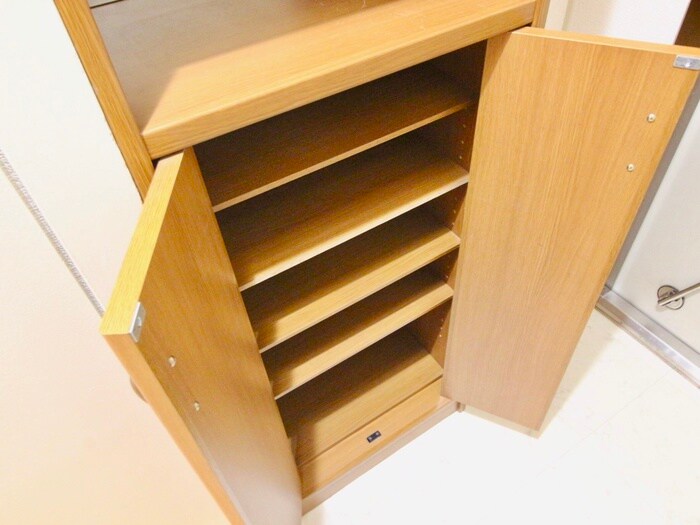 物件内観写真18　(靴箱)