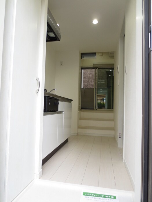 物件内観写真7　(玄関)