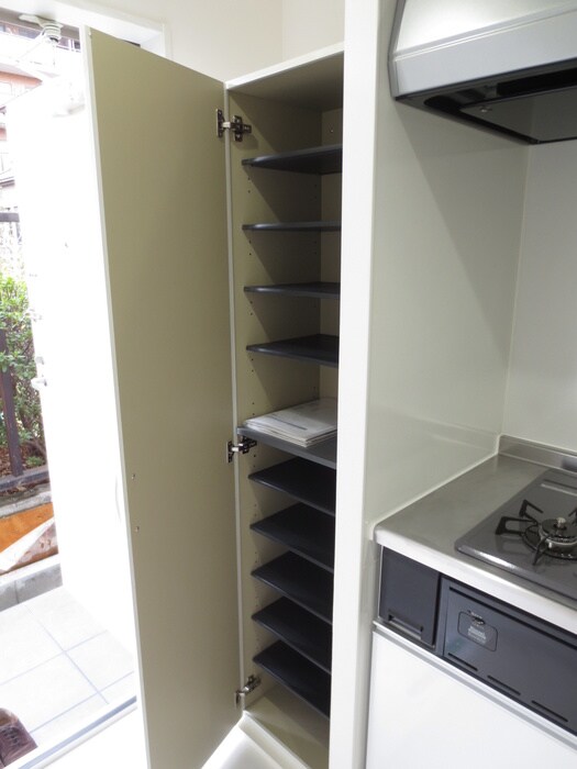 物件内観写真8　(靴箱)