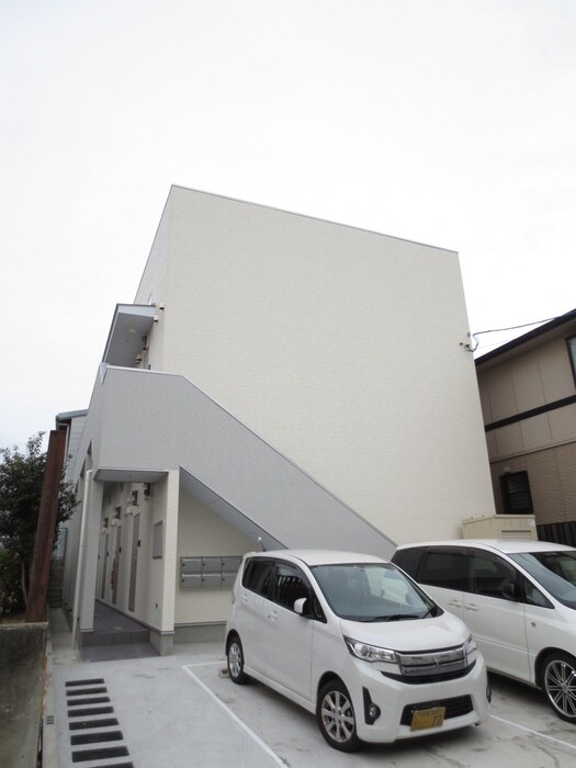 物件外観写真5　(外観写真)