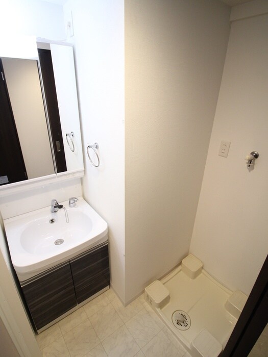 物件内観写真9　(洗濯機置場)