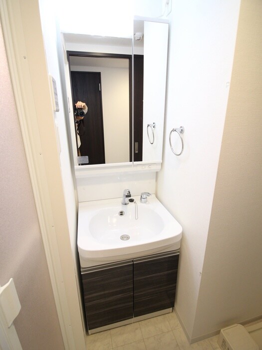 物件内観写真10　(洗面)