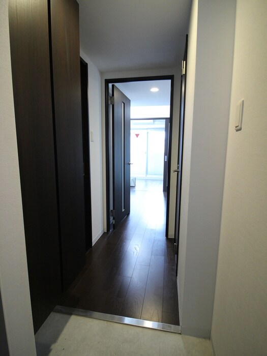 物件内観写真18　(廊下)