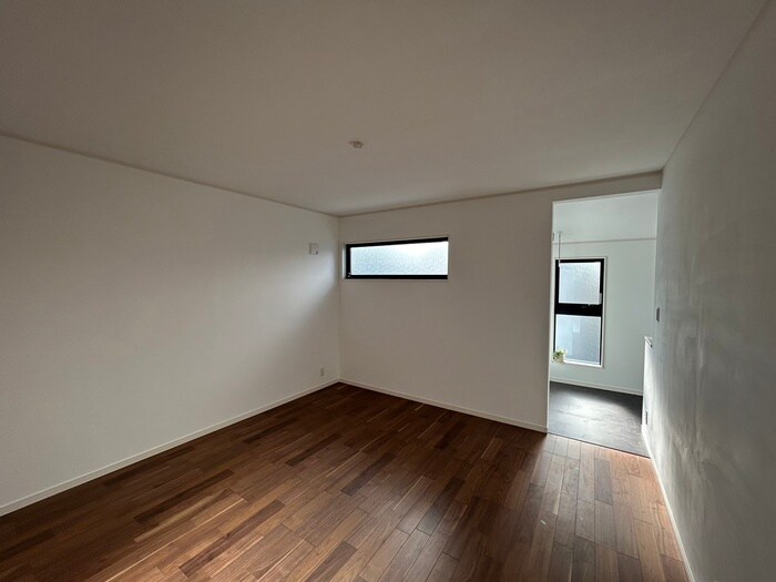 物件内観写真18　(居室)