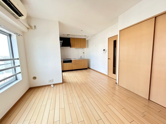 物件内観写真8　(居室)