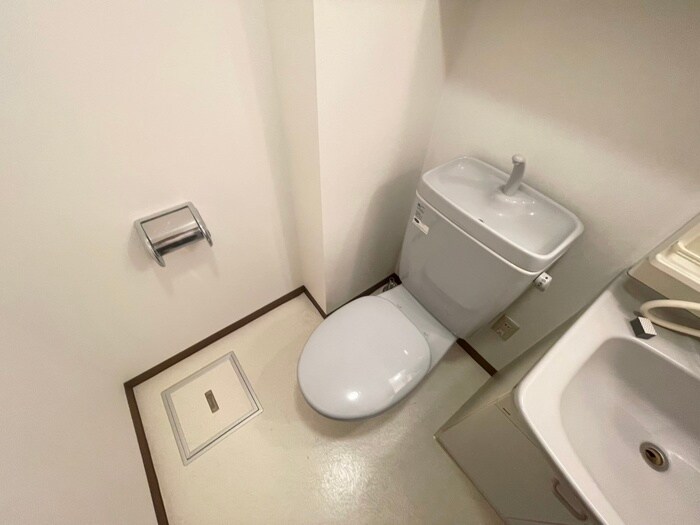 物件内観写真11　(トイレ)