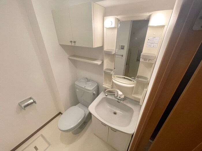 物件内観写真12　(洗面)