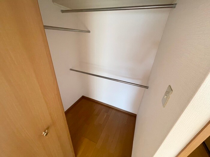 物件内観写真14　(収納)