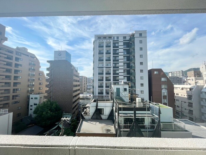 物件内観写真16　(室内からの展望)