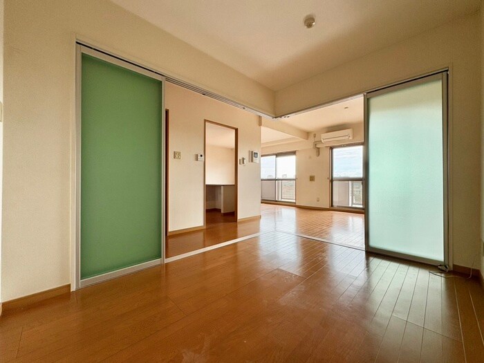 物件内観写真18　(居室)