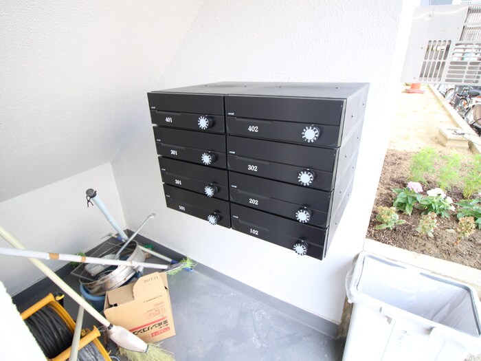 物件外観写真4　(建物設備)