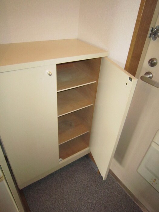 物件内観写真14　(靴箱)