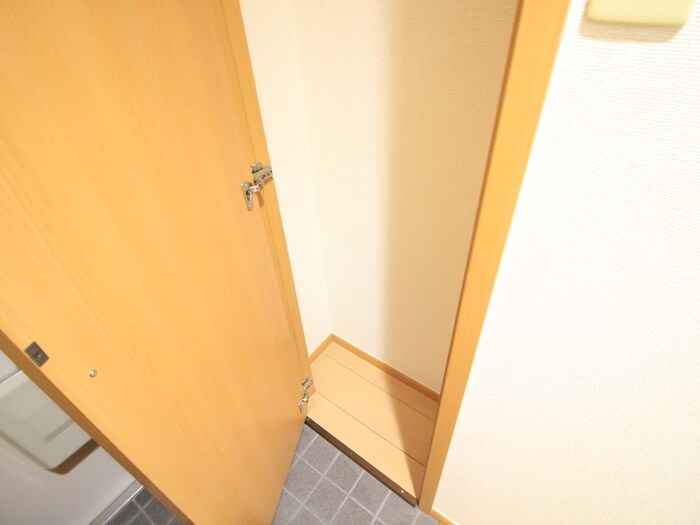 物件内観写真15　(収納)