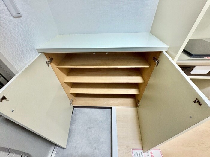 物件内観写真17　(靴箱)