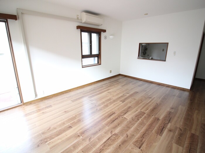 物件内観写真7　(居室)