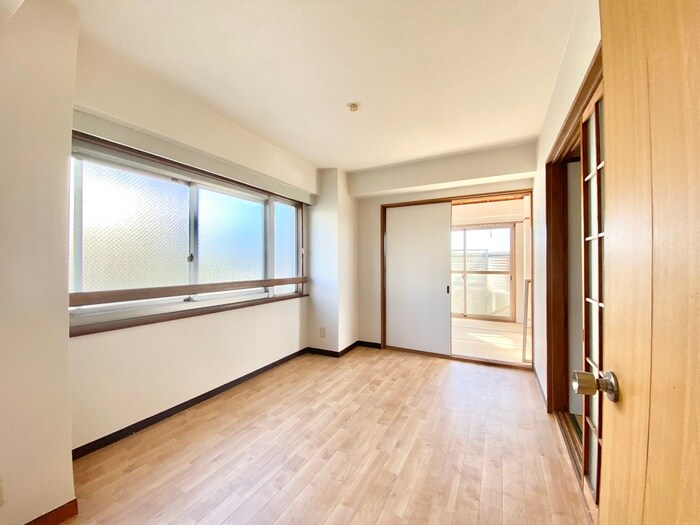 物件内観写真4　(内観写真)