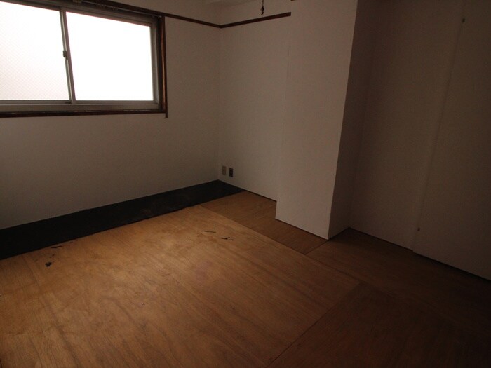 物件内観写真5　(居室)