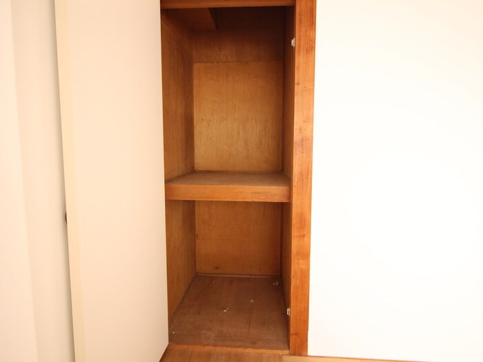 物件内観写真11　(収納)